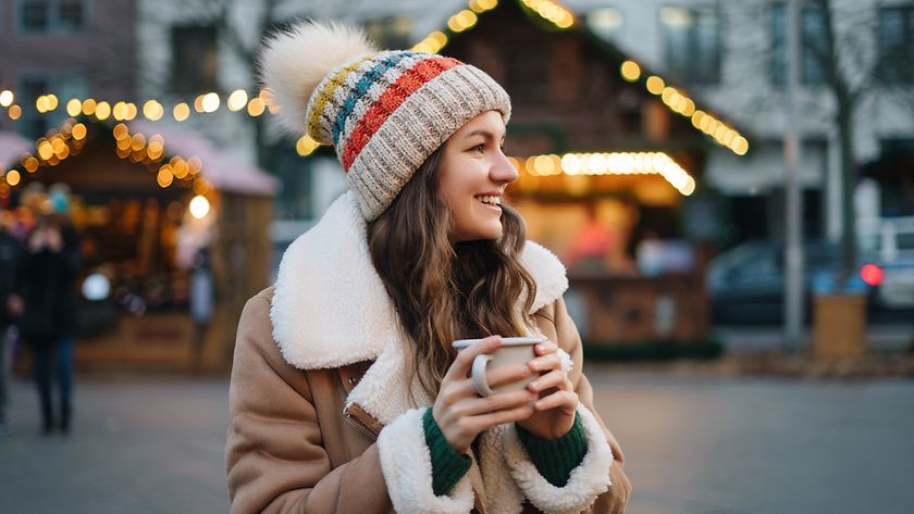 Spar-Tipp: Weihnachtsgeld in Altersvorsorge investieren (© GettyImages / Xsandra)